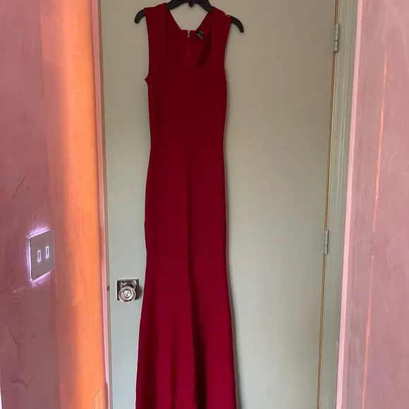 Guess by Marciano | Dresses | Guess By Marciano Stunning Red Gown Like New  Size 6 | Poshmark